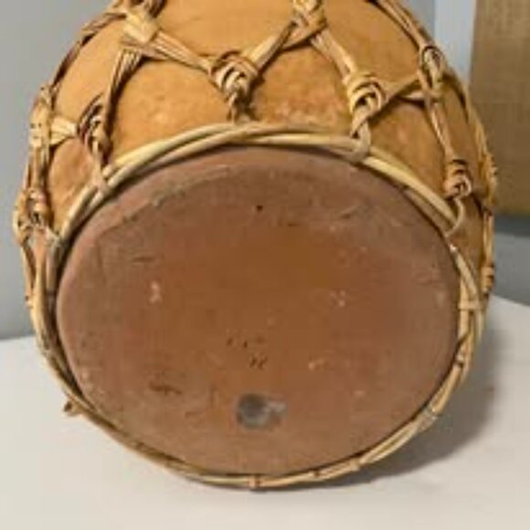 (VHD) Vintage. Clay. Pot - Picture 5 of 7